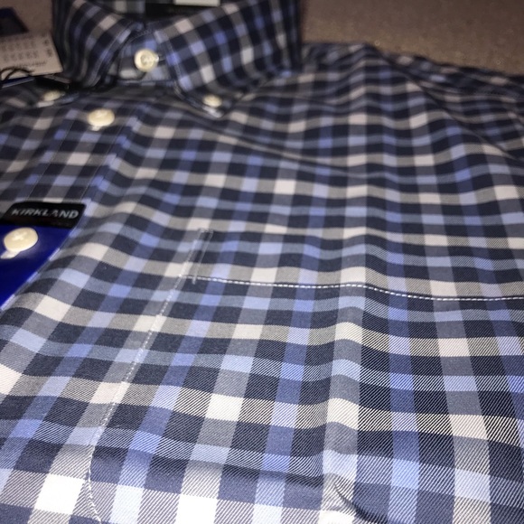 NWT Blue button down dress shirt - Picture 9 of 10